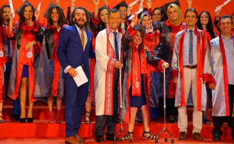 Yürümesi bile imkansızken başarıya koştu